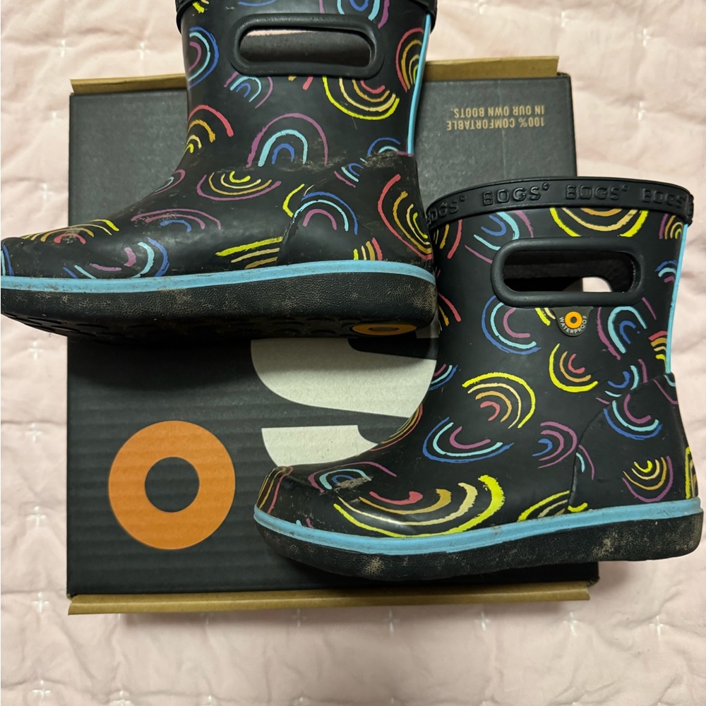 BOGS Kids' Black Boots with Colorful Swirls
